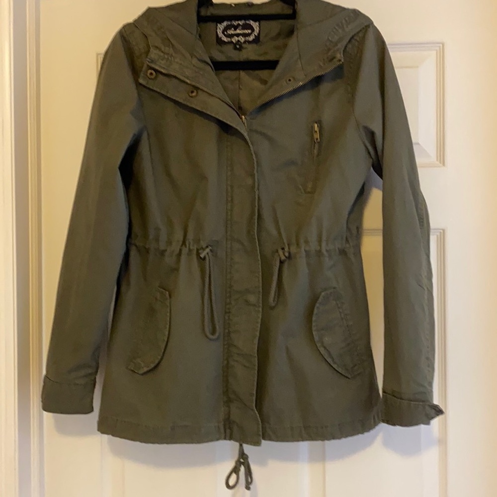 Beautiful Lightweight Jacket - image 1